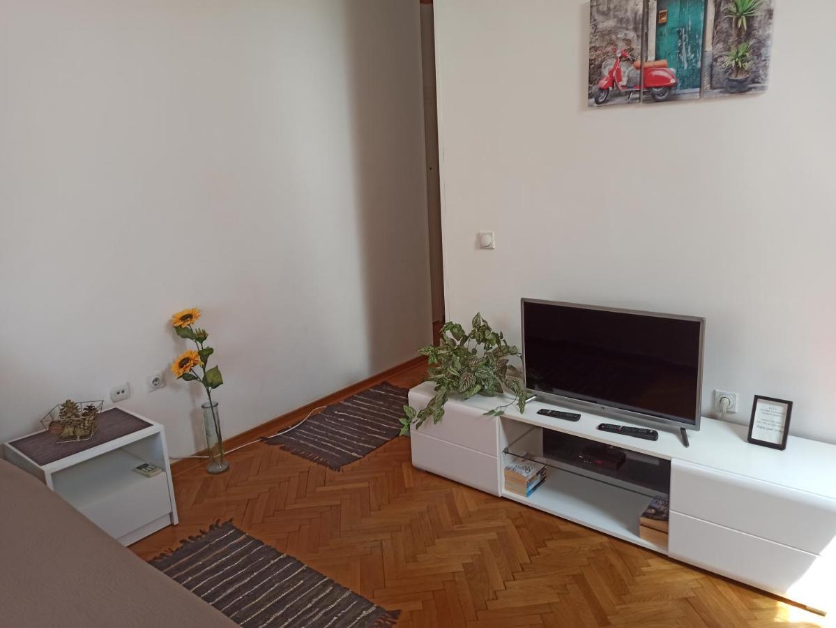 Cozy Studio Beograd Ngoại thất bức ảnh